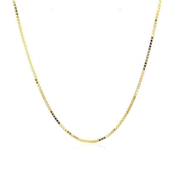 18k Yellow Gold Classic Box Chain 0.9 mm - Image 6