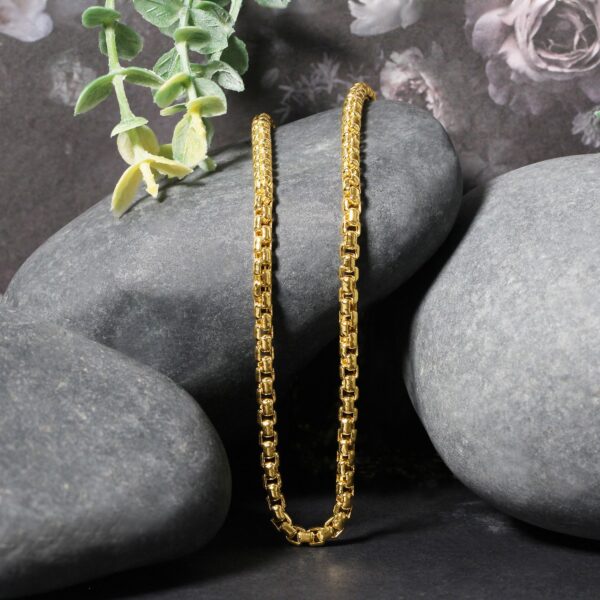 3.4mm 14k Yellow Gold Round Box Chain - Image 5