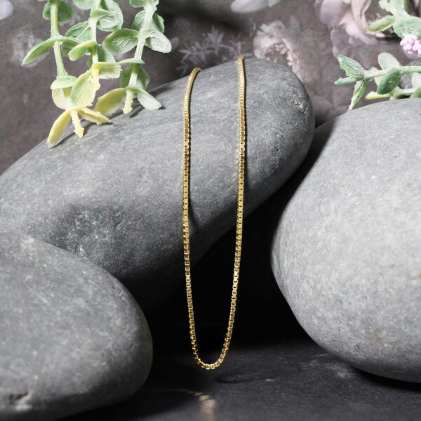 14k Yellow Gold Classic Box Chain 1.1mm - Image 9